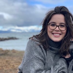 Meet your Posher, Maria